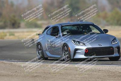 media/Sep-20-2025-Extreme Speed (Sat) [[1fcc23683c]]/Blue (Low Intermediate)/Session 1 (Sunset)/